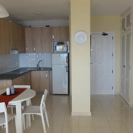 Cozy 2bd Sea View *