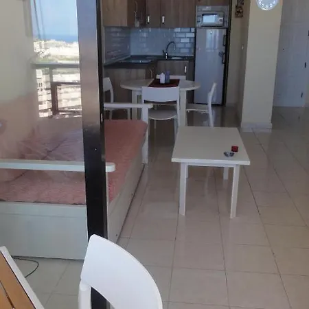 Cozy 2bd Sea View Appartamento *